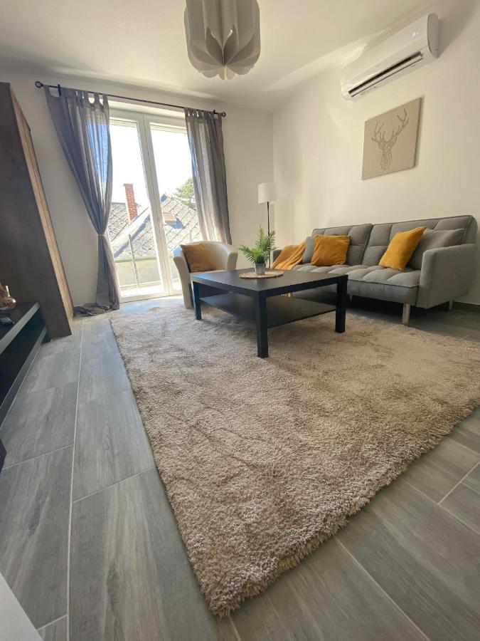Malna Vendeghaz Siofok Appartement Buitenkant foto