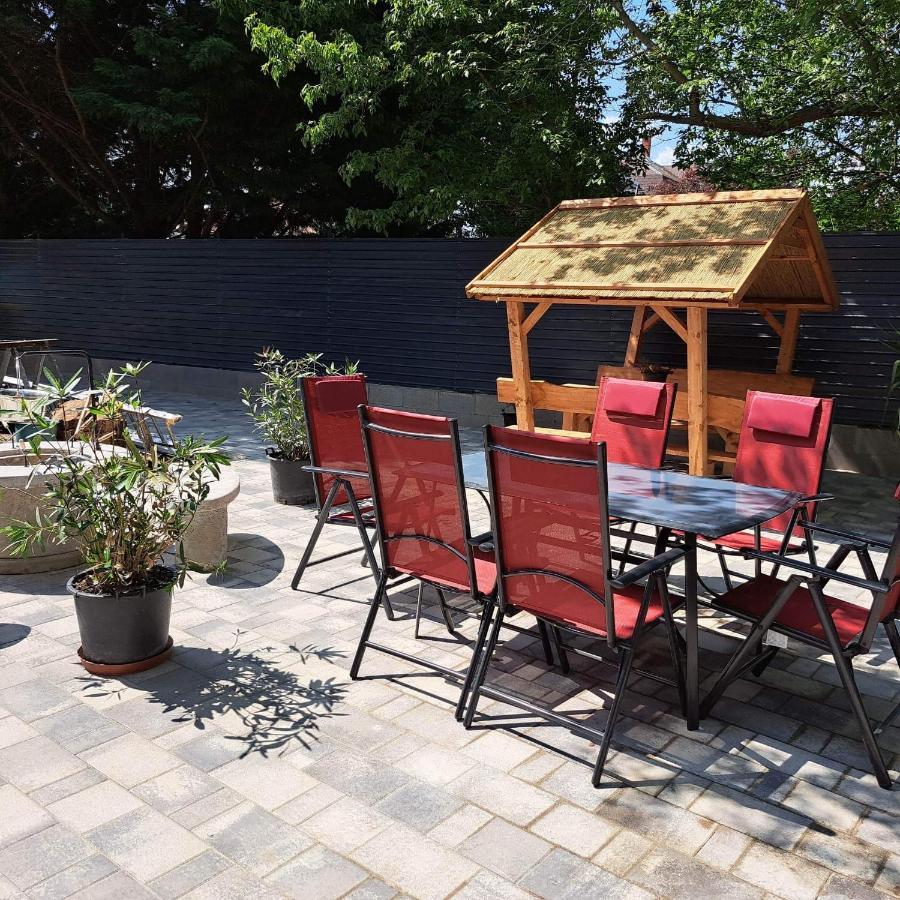Malna Vendeghaz Siofok Appartement Buitenkant foto